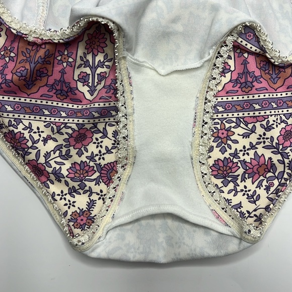 Spell and the Gypsy Jasmine Bloomers Size Medium - Picture 5 of 6